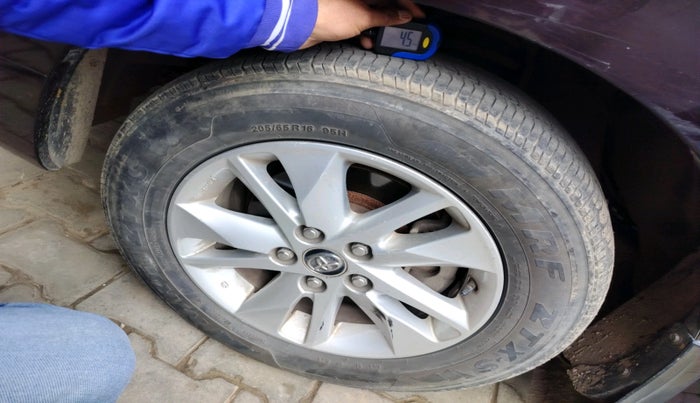 2018 Toyota Innova Crysta 2.4 VX 7 STR, Diesel, Manual, 2,36,000 km, tyre