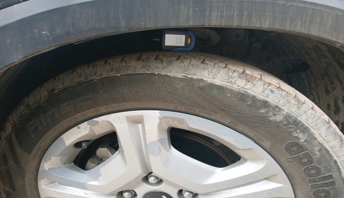 2021 KIA SONET HTK PLUS 1.2, Petrol, Manual, 1,22,749 km, tyre