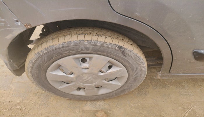 2018 Maruti Wagon R 1.0 LXI CNG, Petrol, Manual, 49,485 km, tyre