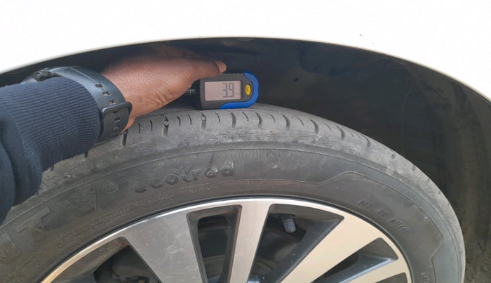 2023 Honda City 1.5L I-VTEC V, Petrol, Manual, 32,000 km, tyre