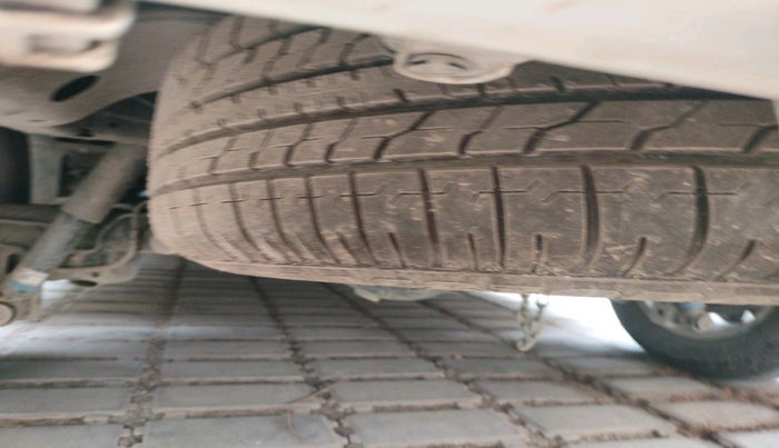 2024 Toyota Innova Crysta 2.4 VX 7STR, Diesel, Manual, 19,793 km, tyre