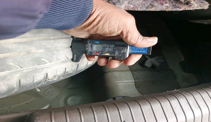 2011 Hyundai i20 MAGNA 1.2, Petrol, Manual, 51,492 km, tyre