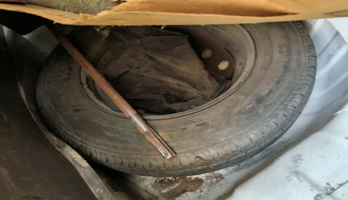 2013 Hyundai i10 MAGNA 1.2, Petrol, Manual, 56,149 km, tyre