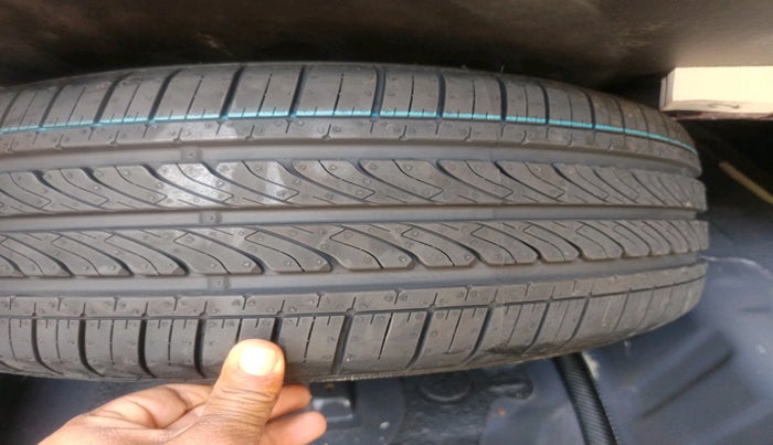 2024 Maruti Ciaz ZETA AT 1.5  SHVS PETROL, Petrol, Automatic, 12,852 km, tyre