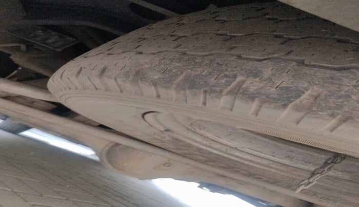 2018 Tata Hexa XM 4X2 7 STR, Diesel, Manual, 1,20,565 km, tyre