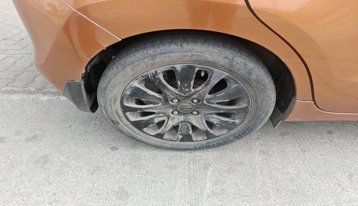 2016 Maruti Baleno ALPHA PETROL 1.2, Petrol, Manual, 6,75,000 km, tyre