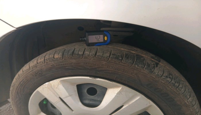 2013 Maruti Wagon R 1.0 VXI, Petrol, Manual, 40,681 km, tyre