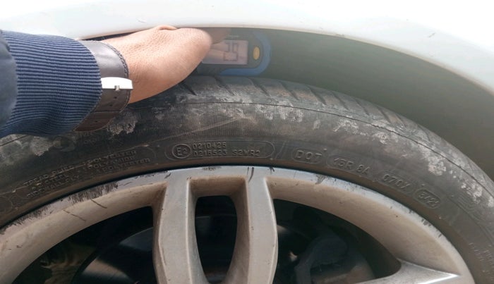 2013 Mercedes Benz C Class 220 CDI CLASSIC, Diesel, Automatic, 89,203 km, tyre