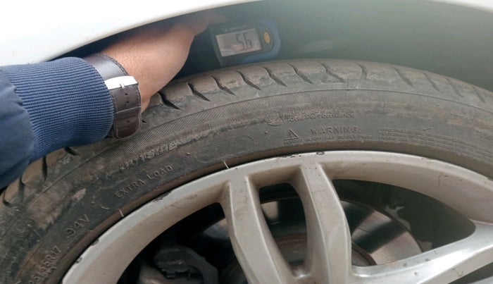 2013 Mercedes Benz C Class 220 CDI CLASSIC, Diesel, Automatic, 89,203 km, tyre