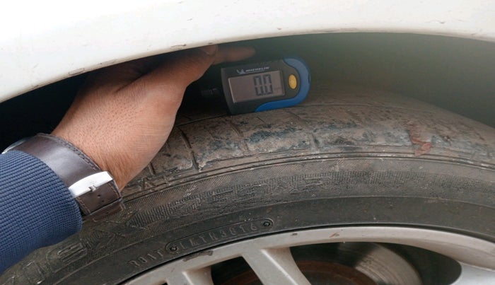 2013 Mercedes Benz C Class 220 CDI CLASSIC, Diesel, Automatic, 89,203 km, tyre