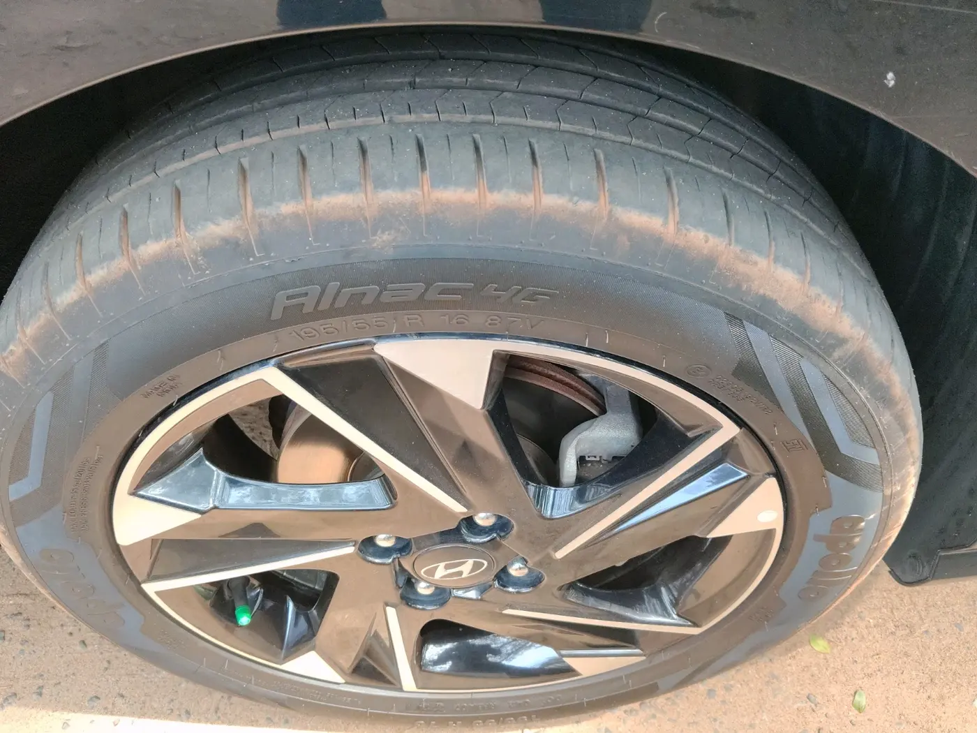 2021 Hyundai Verna SX 1.5 VTVT IVT, Petrol, Automatic, 51,135 km, tyre
