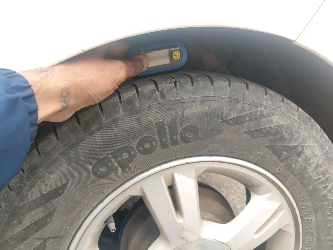 2011 Hyundai i20 SPORTZ (O) 1.2, CNG, Manual, 1,17,704 km, tyre