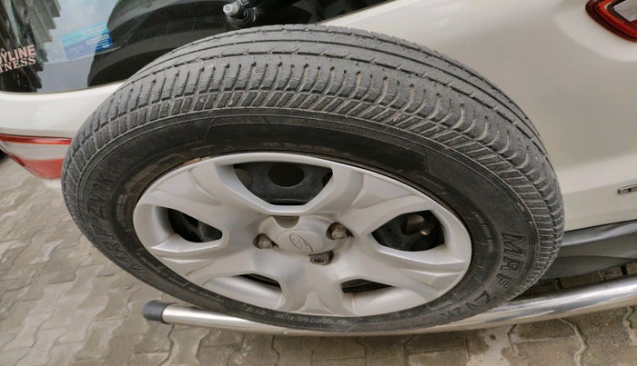 2016 Ford Ecosport TREND 1.5L DIESEL, Diesel, Manual, 83,163 km, tyre