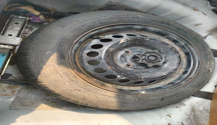 2015 Hyundai Grand i10 MAGNA 1.2 KAPPA VTVT, Petrol, Manual, 92,950 km, tyre