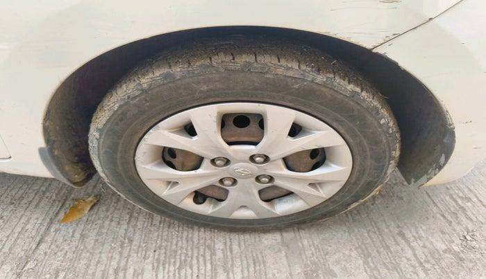 2015 Hyundai Grand i10 MAGNA 1.2 KAPPA VTVT, Petrol, Manual, 92,950 km, tyre