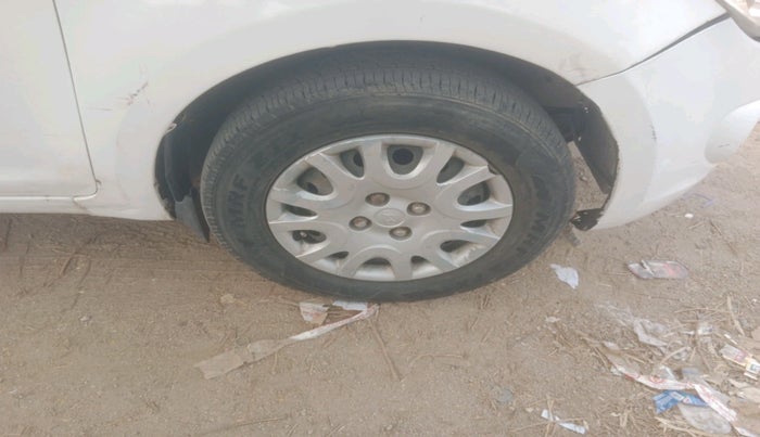 2011 Hyundai i20 MAGNA 1.4 CRDI, Diesel, Manual, 1,25,489 km, tyre