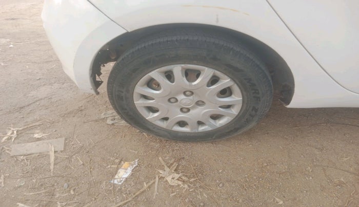 2011 Hyundai i20 MAGNA 1.4 CRDI, Diesel, Manual, 1,25,489 km, tyre