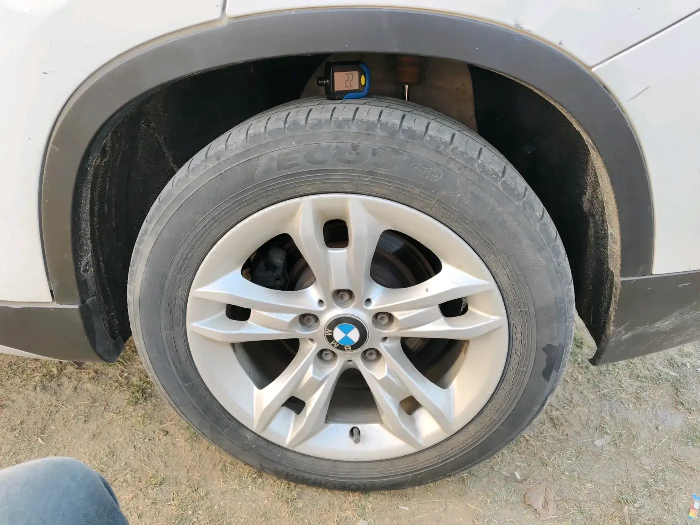 2011 BMW X1 sDrive20d, Diesel, Automatic, 1,22,443 km, tyre