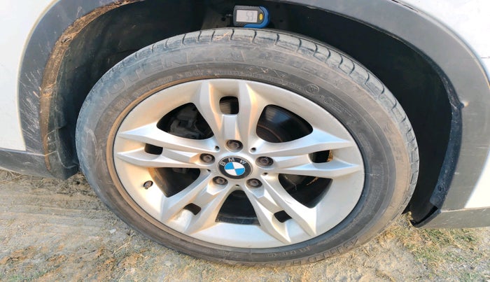 2011 BMW X1 sDrive20d, Diesel, Automatic, 1,22,443 km, tyre