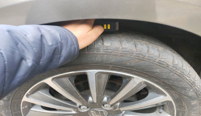 2019 Maruti Ciaz ALPHA  AT 1.5 SHVS PETROL, Petrol, Automatic, 73,080 km, tyre