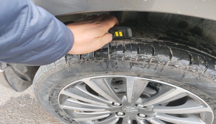 2019 Maruti Ciaz ALPHA  AT 1.5 SHVS PETROL, Petrol, Automatic, 73,080 km, tyre