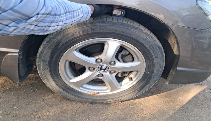 2012 Honda Civic 1.8L I-VTEC V AT, Petrol, Automatic, 68,345 km, tyre