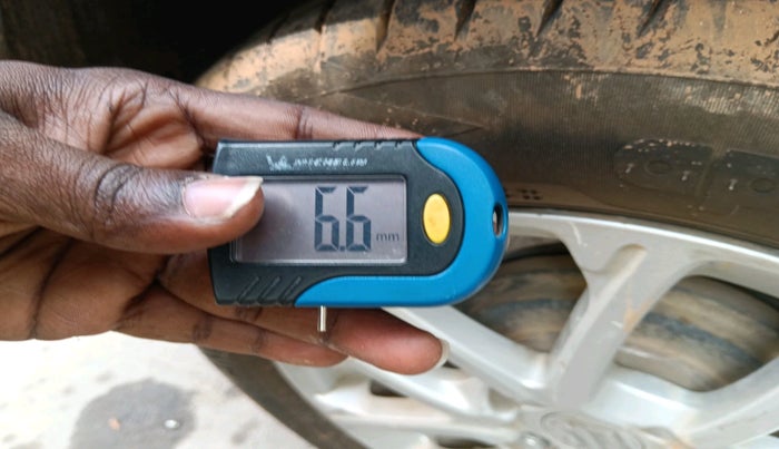 2020 Maruti Swift ZXI, Petrol, Manual, 96,726 km, tyre