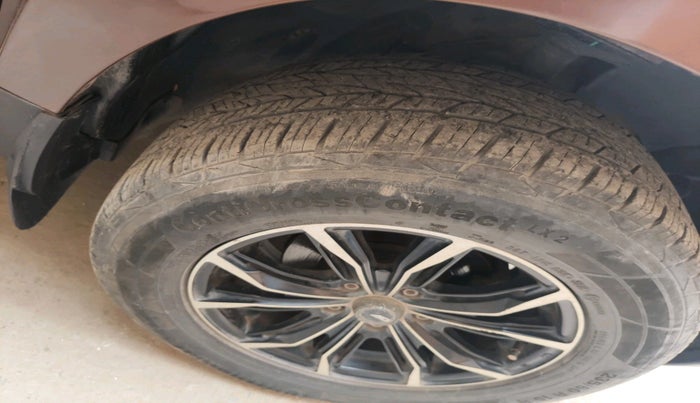 2014 Renault Duster RXL PETROL, Petrol, Manual, 69,281 km, tyre