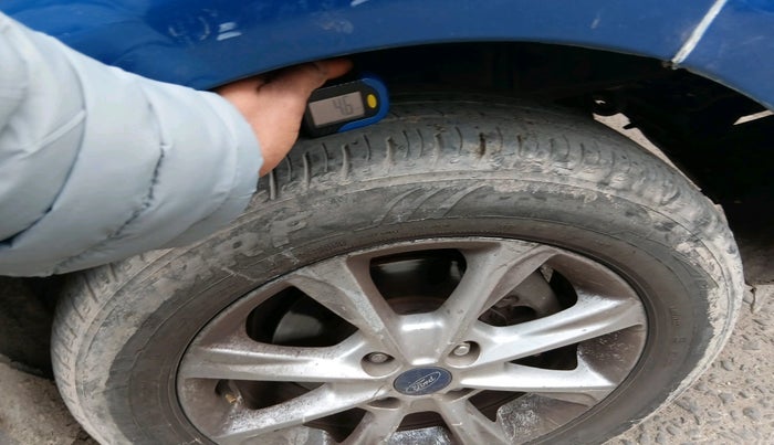 2018 Ford Ecosport TITANIUM 1.5L DIESEL, Diesel, Manual, 1,22,825 km, tyre