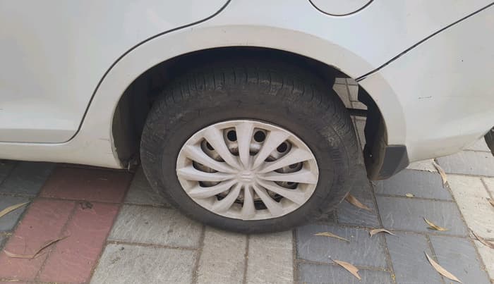 2018 Maruti Dzire LDI, Diesel, Manual, 2,85,130 km, tyre