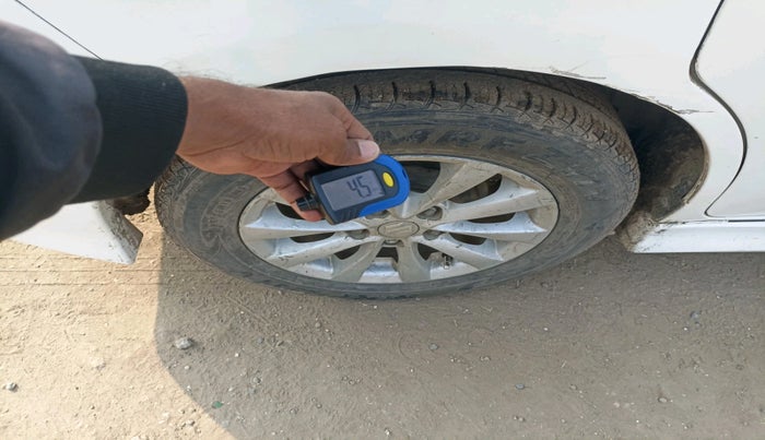 2013 Maruti Ertiga ZDI, Diesel, Manual, 1,92,204 km, tyre