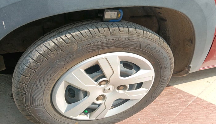 2019 Renault Kwid RXT 1.0 AMT (O), Petrol, Automatic, 46,337 km, tyre