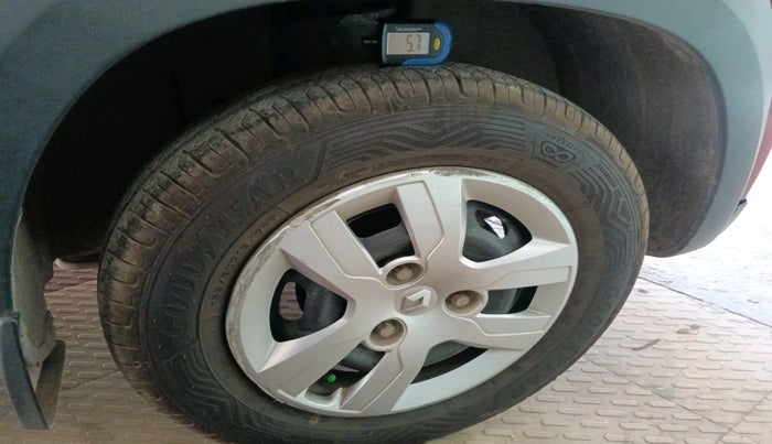 2019 Renault Kwid RXT 1.0 AMT (O), Petrol, Automatic, 46,337 km, tyre