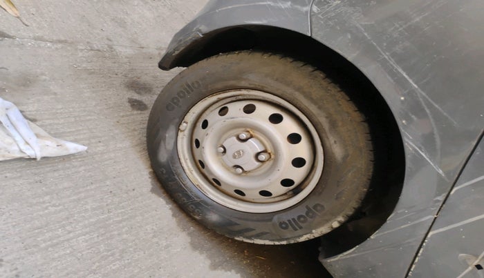 2011 Hyundai i10 ERA 1.1, Petrol, Manual, 90,135 km, tyre