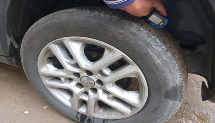 2018 Jeep Compass LIMITED 2.0 DIESEL 4X4, Diesel, Manual, 1,87,887 km, tyre