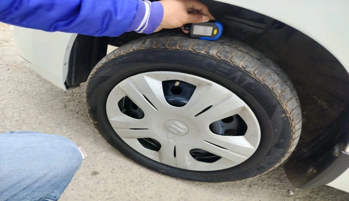 2015 Maruti Wagon R 1.0 VXI, Petrol, Manual, 1,13,099 km, tyre