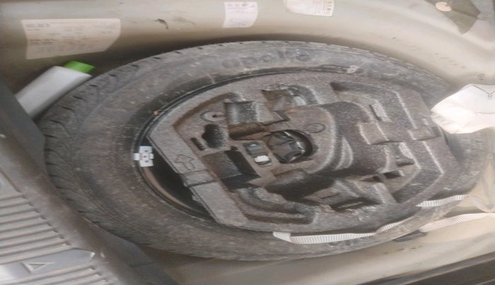 2012 Skoda Fabia ELEGANCE 1.2 TDI, Diesel, Manual, 43,990 km, tyre