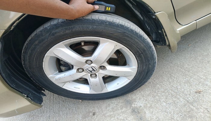 2011 Honda City 1.5L I-VTEC V MT, Petrol, Manual, 1,57,446 km, tyre