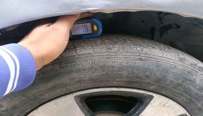 2014 Maruti Swift VXI, Petrol, Manual, 89,035 km, tyre