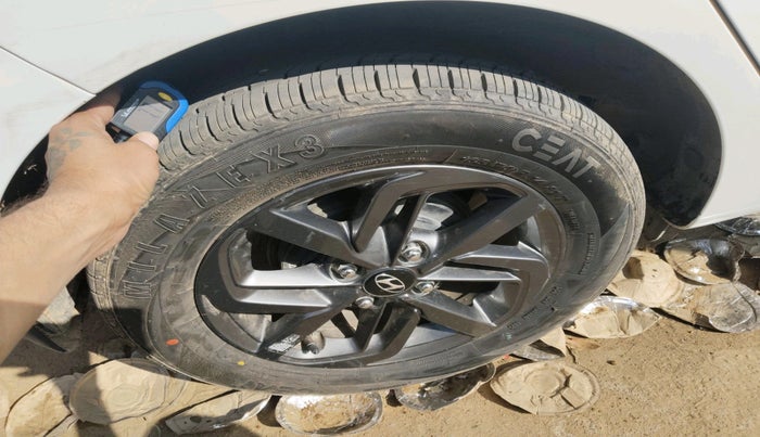 2020 Hyundai GRAND I10 NIOS SPORTZ 1.2 KAPPA VTVT, Petrol, Manual, 33,473 km, tyre