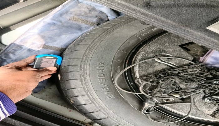 2017 Hyundai Creta SX PLUS AT 1.6 DIESEL, Diesel, Automatic, 1,25,225 km, tyre