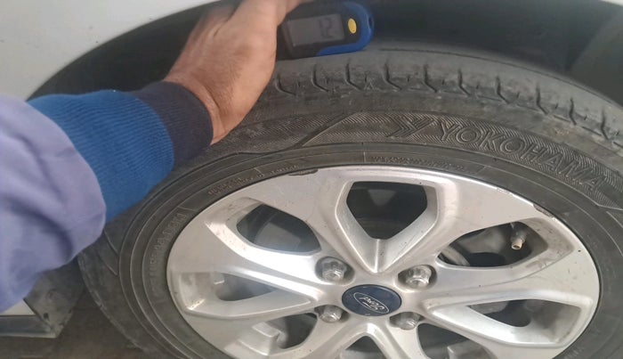 2017 Ford Figo Aspire TITANIUM 1.2 PETROL, Petrol, Manual, 84,100 km, tyre