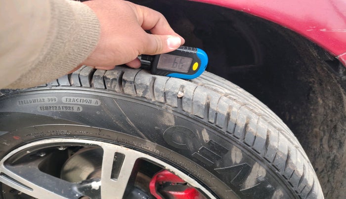 2015 Hyundai Elite i20 SPORTZ 1.2, Petrol, Manual, 54,496 km, tyre