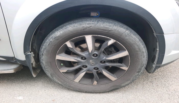 2019 Mahindra XUV500 W11, Diesel, Manual, 47,398 km, tyre