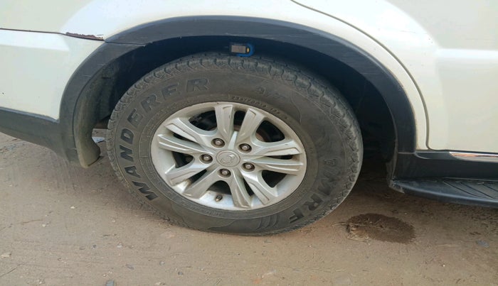 2018 Ssangyong Rexton RX7, Diesel, Automatic, 1,37,936 km, tyre