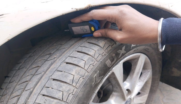 2018 Ford Ecosport TITANIUM 1.5L DIESEL, Diesel, Manual, 1,05,875 km, tyre