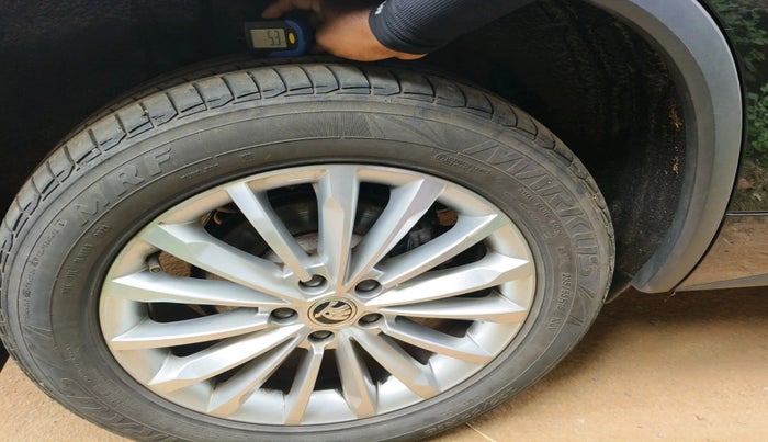 2023 Skoda Kodiaq L&K, Petrol, Automatic, 14,252 km, tyre