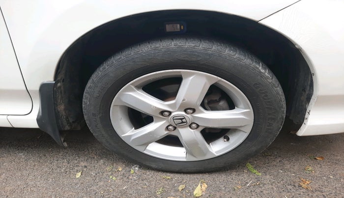 2011 Honda City 1.5L I-VTEC V AT, Petrol, Automatic, 71,400 km, tyre