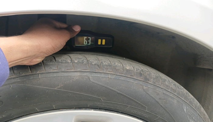 2016 Maruti Ertiga VDI SHVS, Diesel, Manual, 38,632 km, tyre