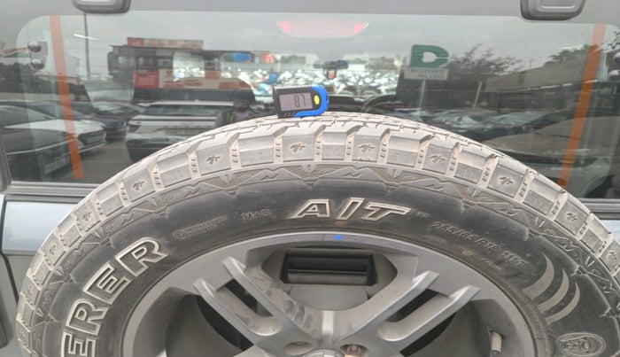 2023 Mahindra Thar LX P 2WD AT HT, Petrol, Automatic, 19,566 km, tyre